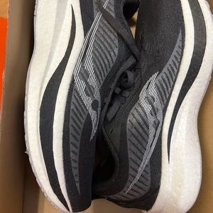 Saucony endorphin speed 2